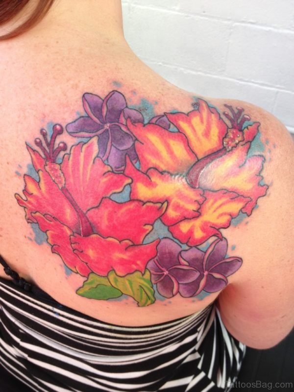 Amazing Colorful Tattoo On Right Shoulder