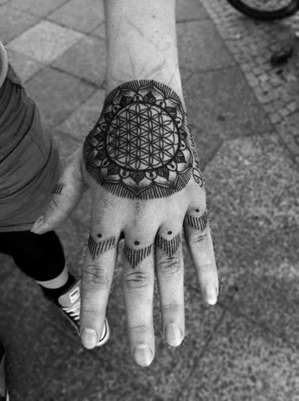 Attractive Geometric Tattoo