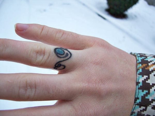 Awesome Finger Tattoo