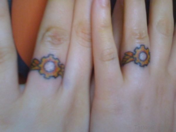 Finger Tattoo