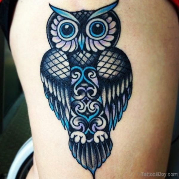Elegant Owl Tattoo Design On Thigh