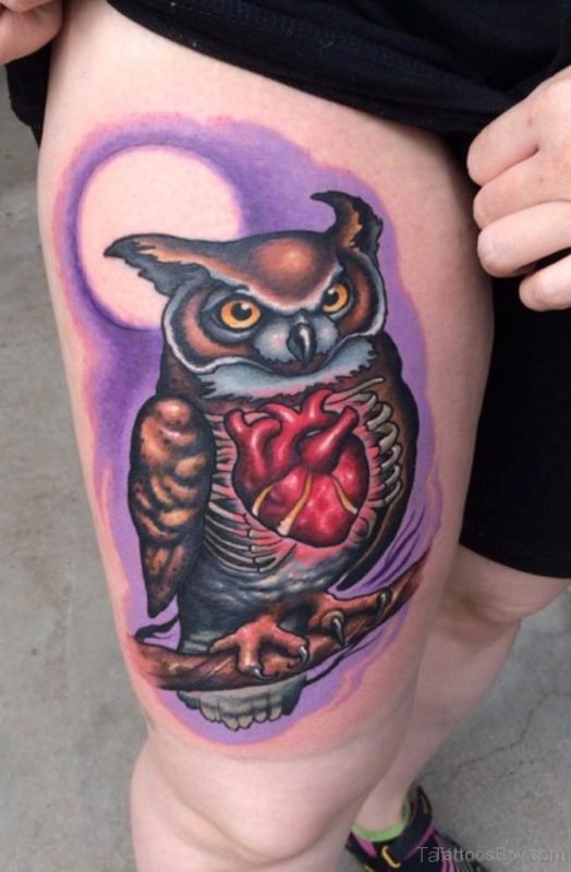Fine Owl Tattoo On Thigh