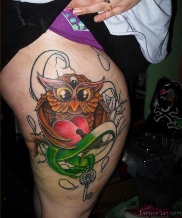 Lock And Owl Tattoo On Thigh