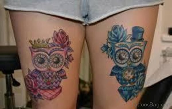 Lovely Color Owl Tattoo On Thigh