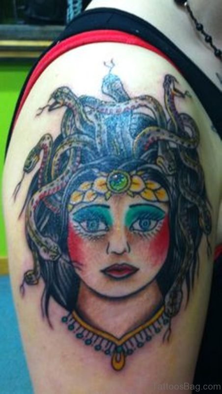 Lovely Traditional Medusa Tattoo On Shoulder
