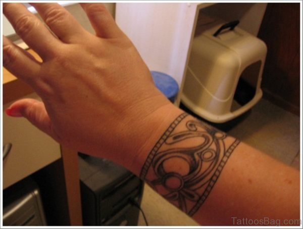 Nice Celtic Tattoo On Wrist