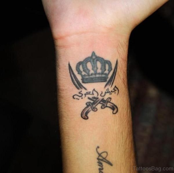 Nice Crown Tattoo Design