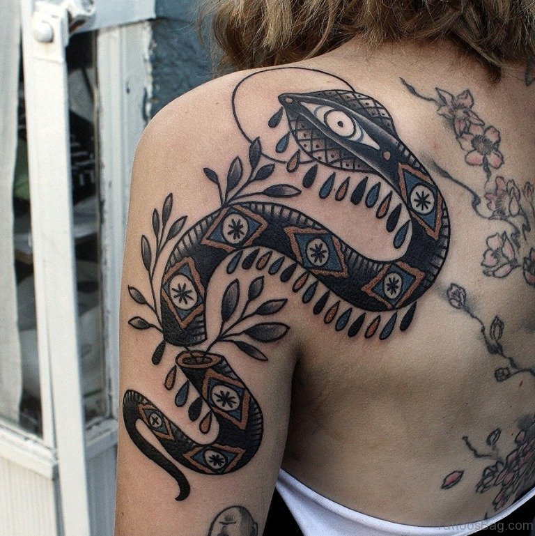 Nice Snake Tattoo Design