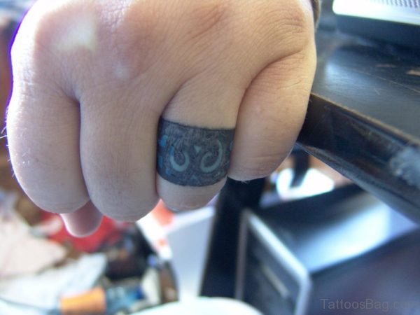 Tribal Tattoo Design On Finger