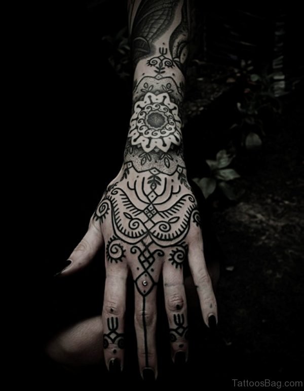 Wonderful Finger Tattoo
