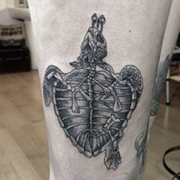 Amazing Grey Ink Skeleton Heart Tattoo On Leg
