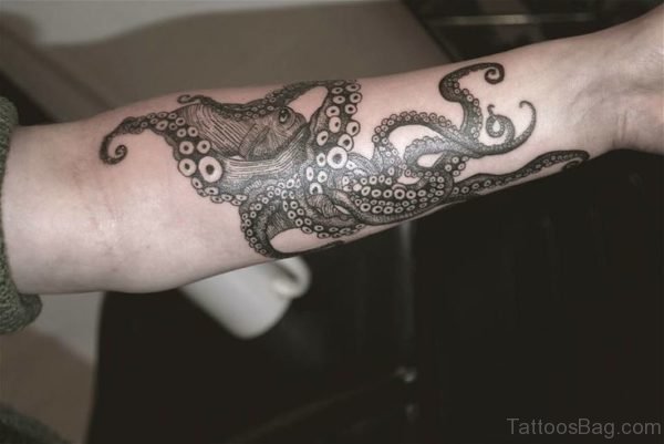 Attractive Octopus Tattoo On Wrist