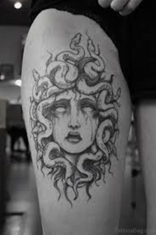 Awesome Medusa Tattoo on Thigh