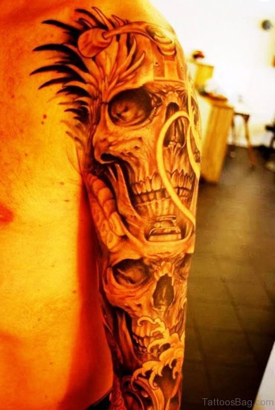 Awesome Men Skull Tattoo