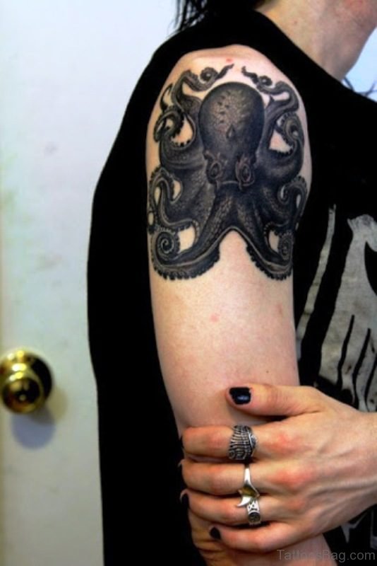 Beautiful Black Kraken Tattoo On Shoulder 