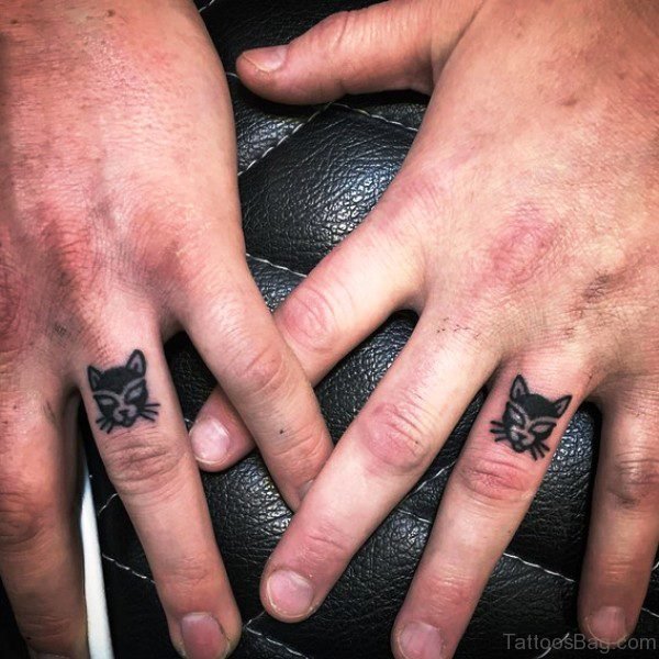 28 Cute Cat Tattoos On Finger