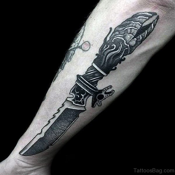 Black Dagger Tattoo Design