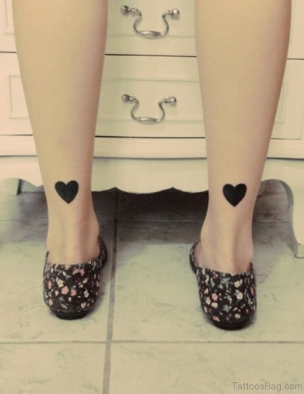 Black Heart Tattoo Design On Leg