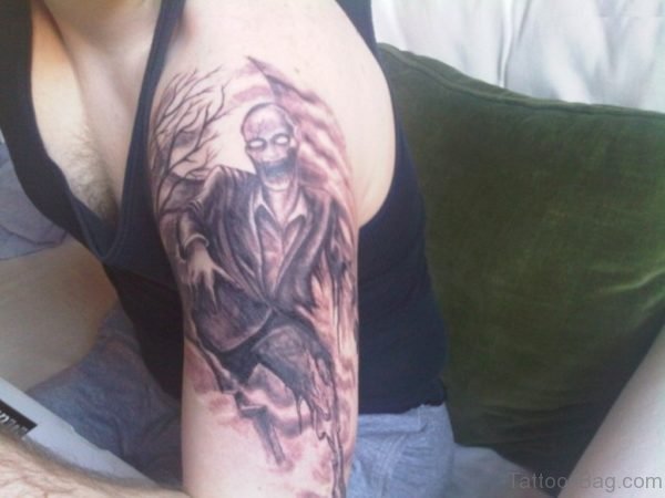 Bleeding Zombie Man Tattoo On Shoulder