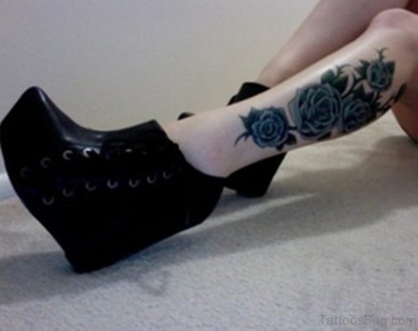 Cool Blue Rose Tattoo Designs on Leg