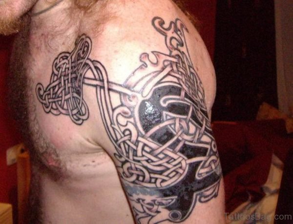 Cool Celtic Tattoo On Shoulder