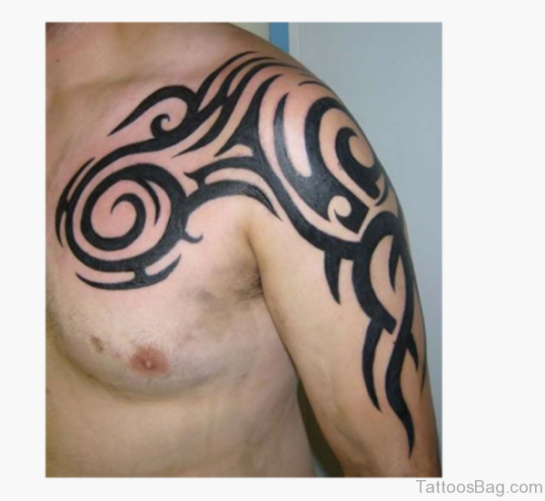 Cool Tribal Shoulder Tattoo Design