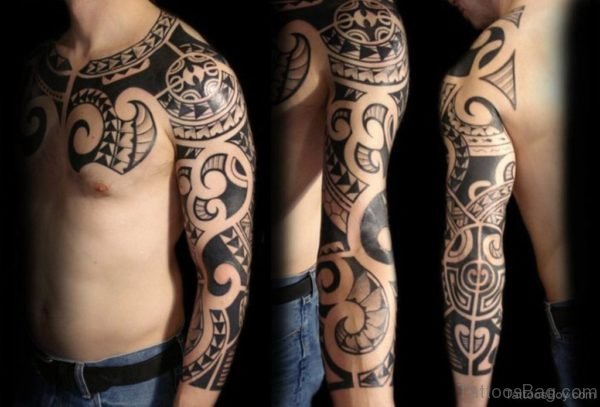 Elegant Maori Tribal Tattoo