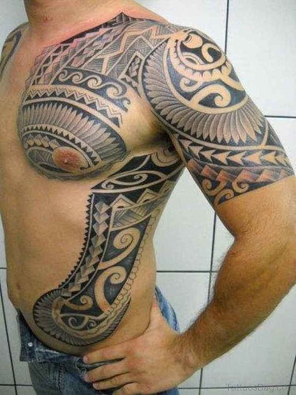 Fantatsic Tribal Tattoo On Rib
