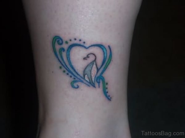 Fine Heart Tattoo On Leg
