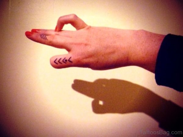 Finger Arrow Tattoo Picture