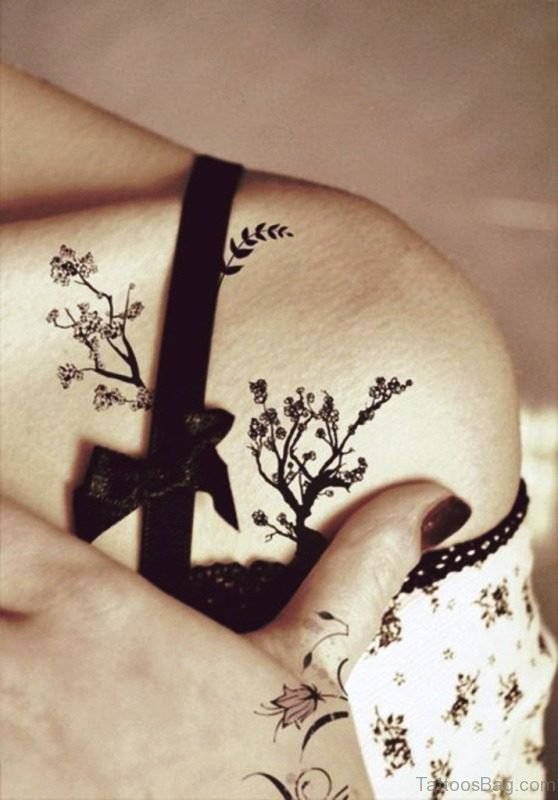 Gorgeous Flower Tattoo On Shoulder