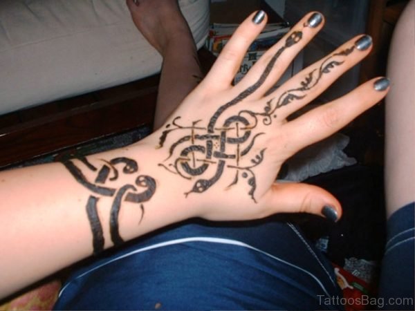 Henna Snake Tattoo On Wrist