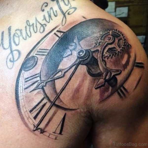 Lovely Clock Tattoo Design 