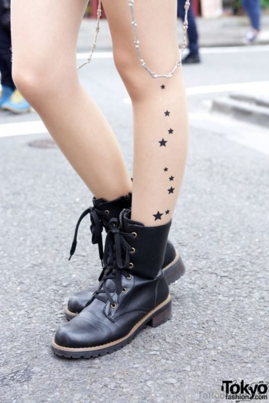 Lovely Star Tattoo On Leg 