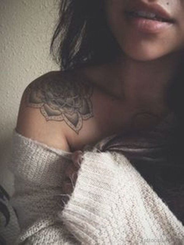 Mandala Tattoo On Girl Shoulder