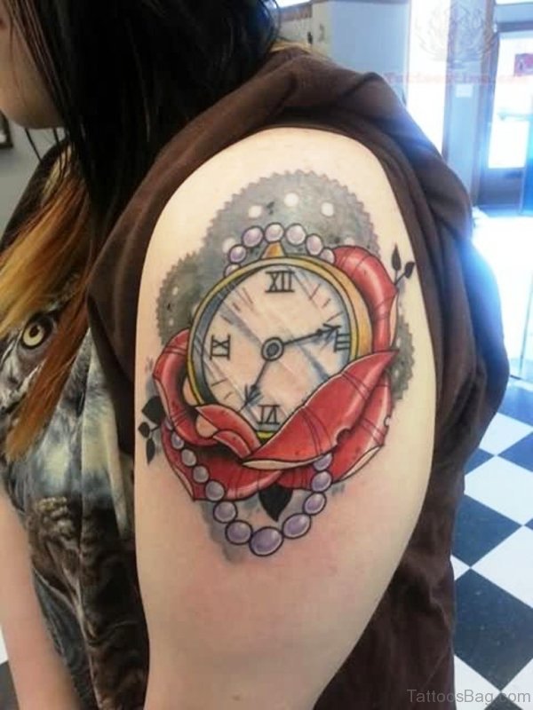 Nice Clock Shoulder Tattoo Design 