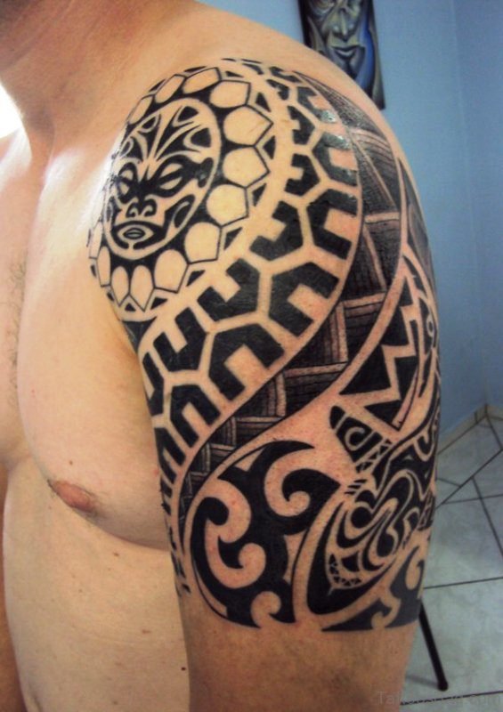 Nice Maori Black Shoulder Tattoo 