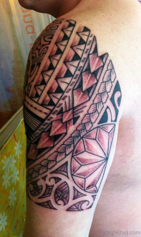 Red And Black Maori Shoulder Tattoo Design