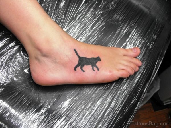 Simply Amazing Cat Tattoo On Foot