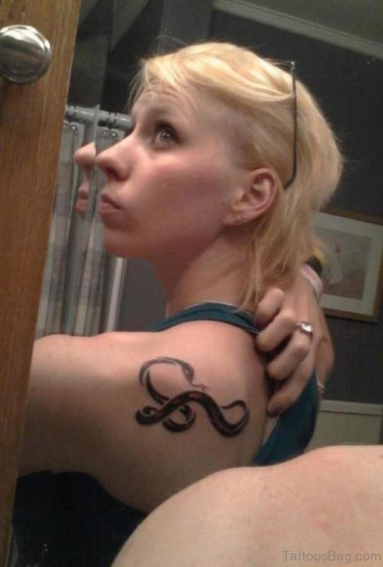 Snake Tattoo On Girl Shoulder