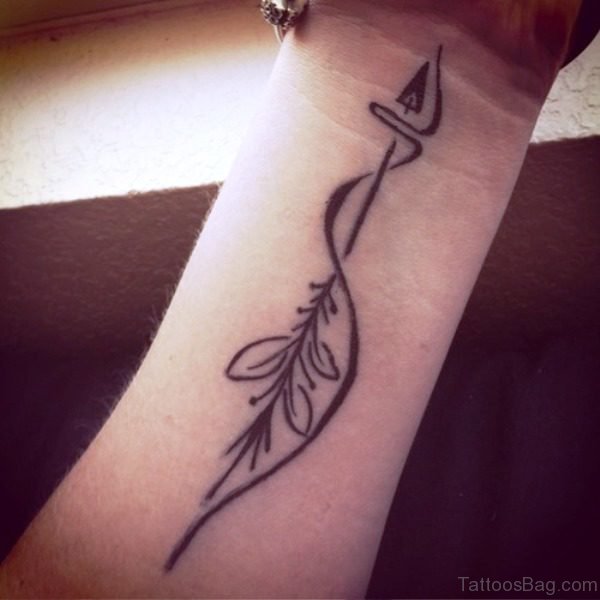 Stunning Arrow Tattoo On Arm