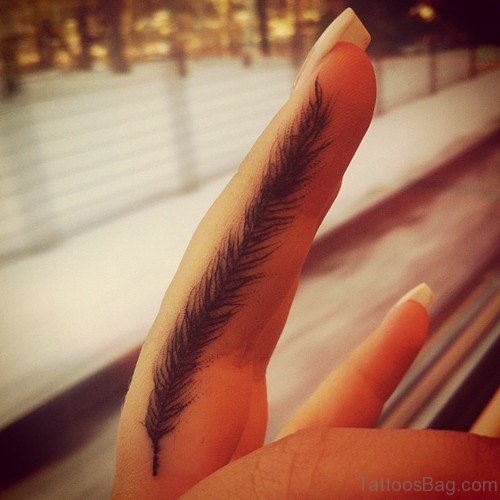 Woderful Feather Tattoo On Finger