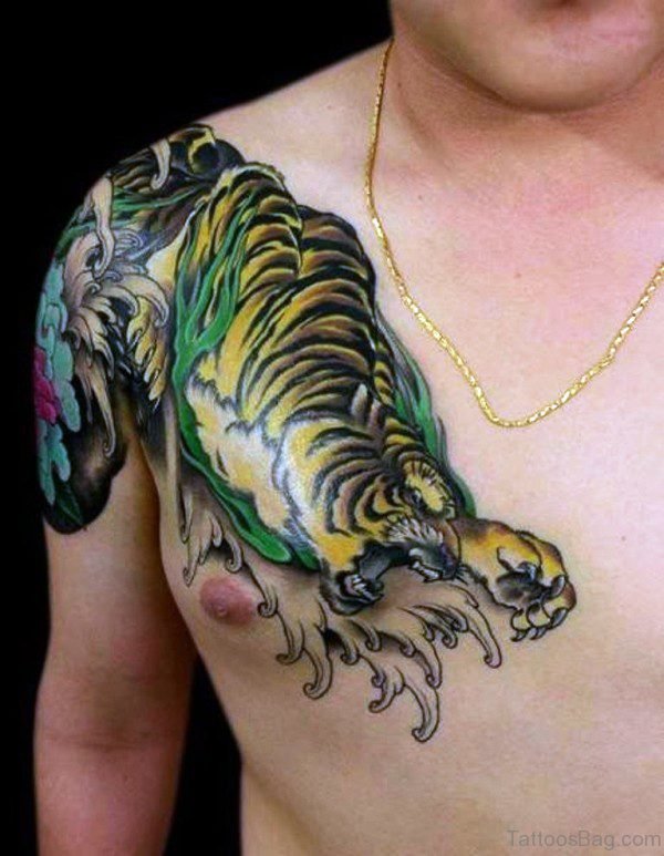 Wonderful Tiger Shoulder Tattoo Design 