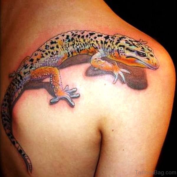 3D Lizard Tattoo On Shoulder