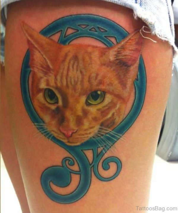 Adorable Cat Tattoo On Thigh 