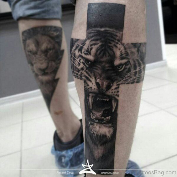 Amazing Lion Tattoo On Leg