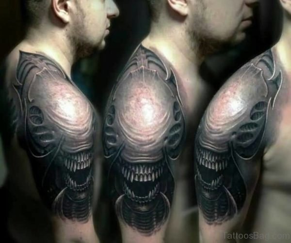 Best Alien Tattoo On Shoulder For Man