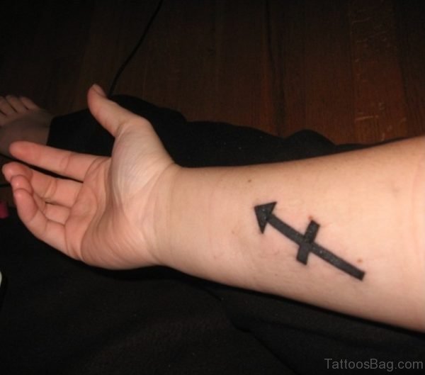 Black Arrow Tattoo On Arm TD1051