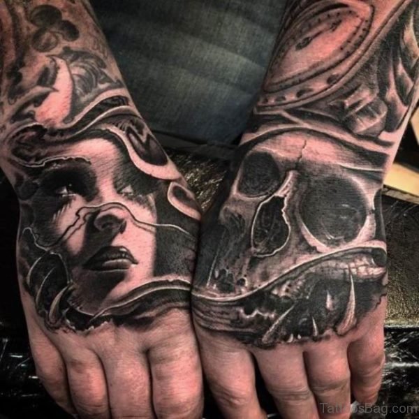 Black Skull Tattoo On hand