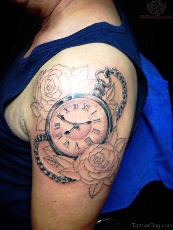 Clock With Roses Tattoo On Shooulder